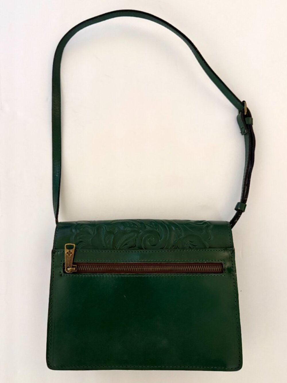 Patricia Nash green tooled leather crossbody purse - Picture 4 of 10